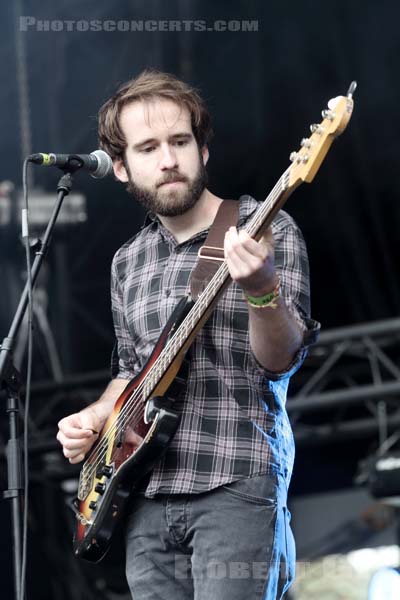 SURFER BLOOD - 2013-08-25 - SAINT CLOUD - Domaine National - Scene de la Cascade - 